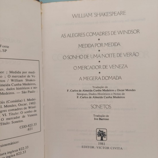Comédias e Sonetos de William Shakespeare, Volume 2, Capa de Dura de Luxo com Letras Douradas
